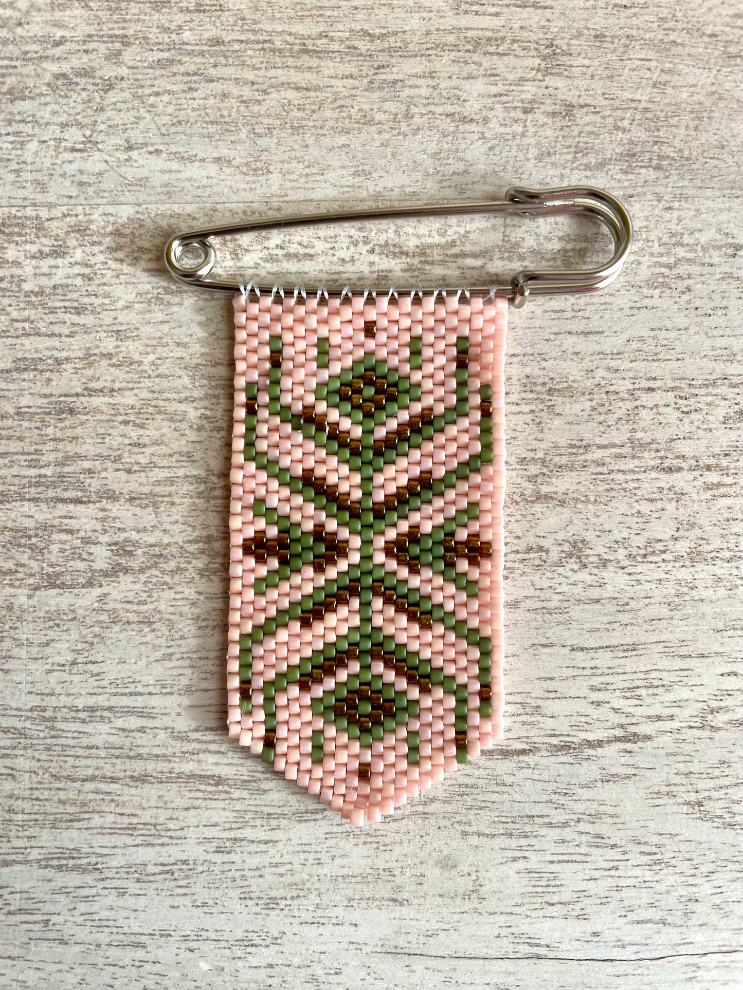 Undergrowth Peyote Stitch Charm Pin Beading Pattern | PDF
