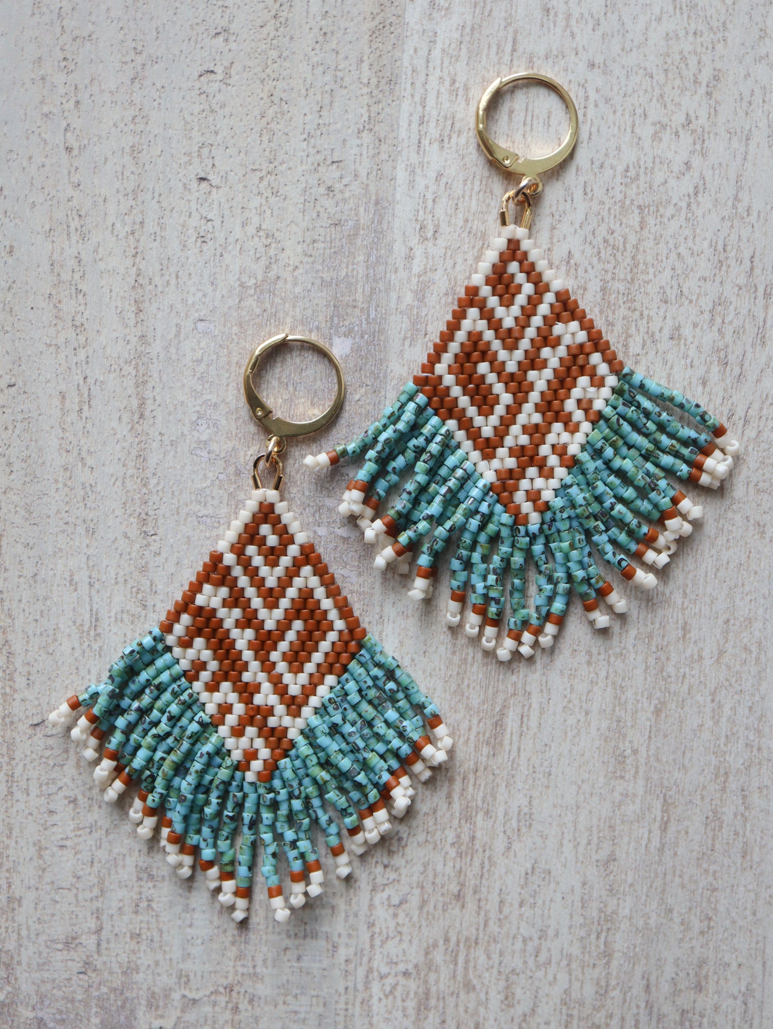 Beading patterns for fringe earrings