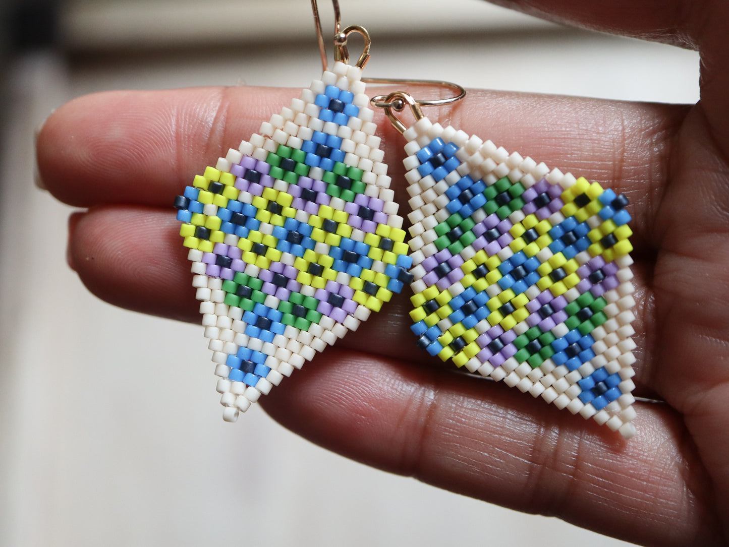 Flower Fields Spring Diamond Earrings Pattern - Digital Download