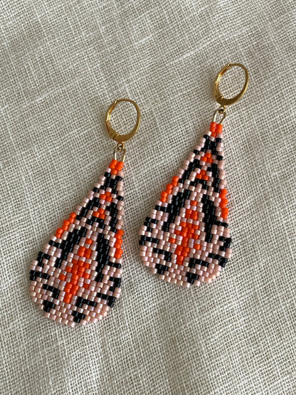 Apantesis Beaded Earring Pattern