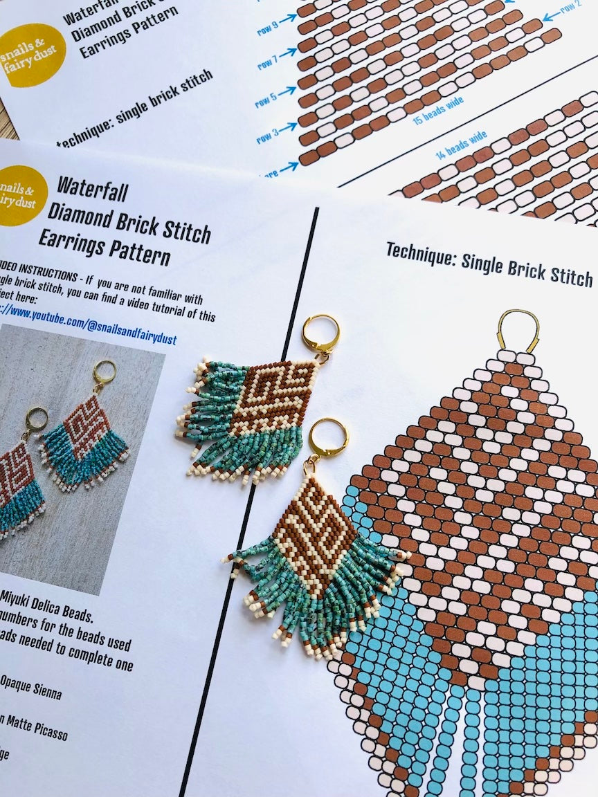 Simple beading pattern for Christmas Earrings | Beads Magic