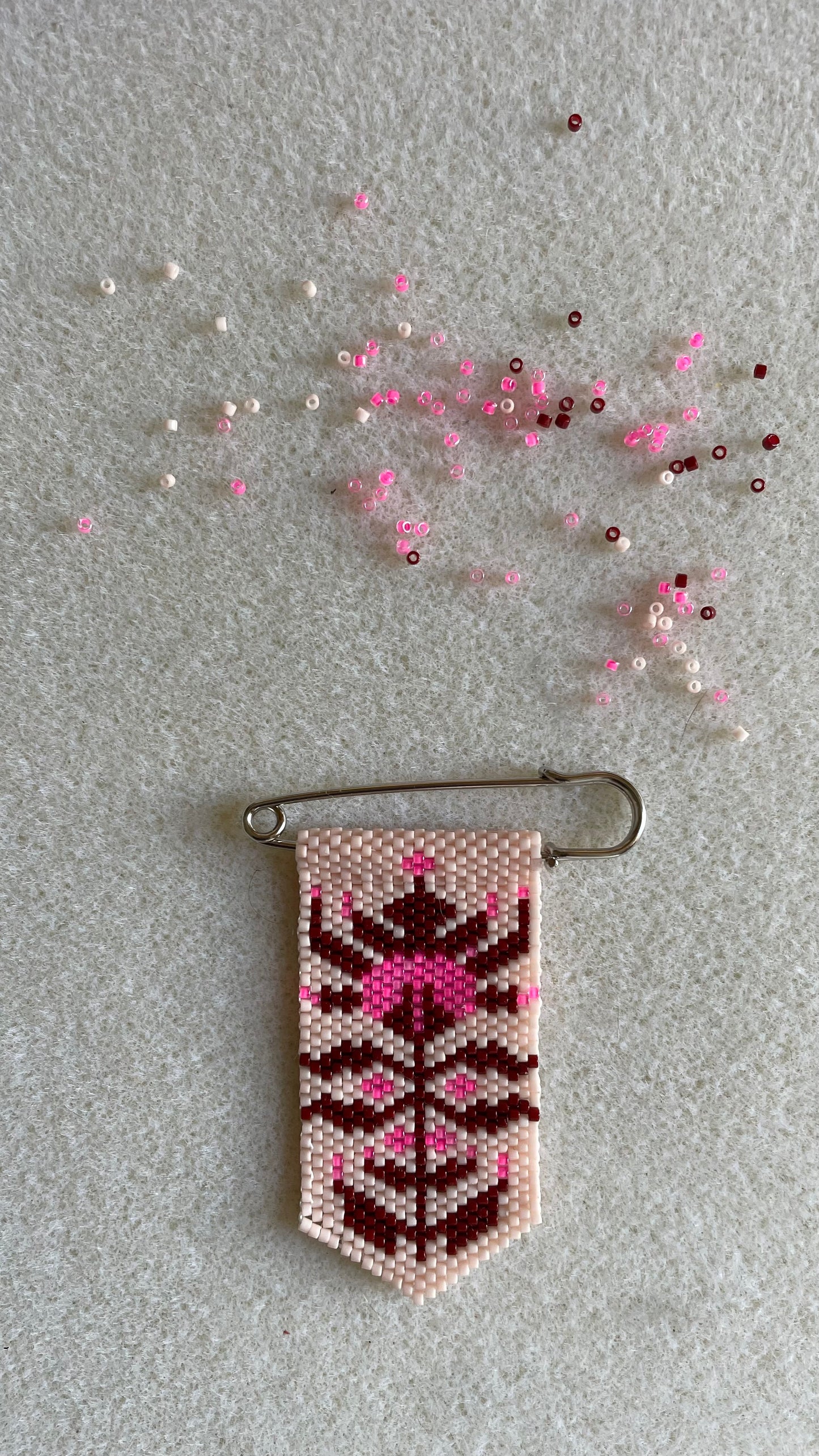 Thistle Lore Stitch Charm Pin Beading Pattern | PDF